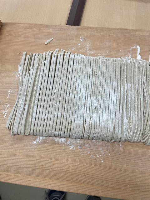 手つきは褒められたけど・・・そば打ち体験のサムネイル画像